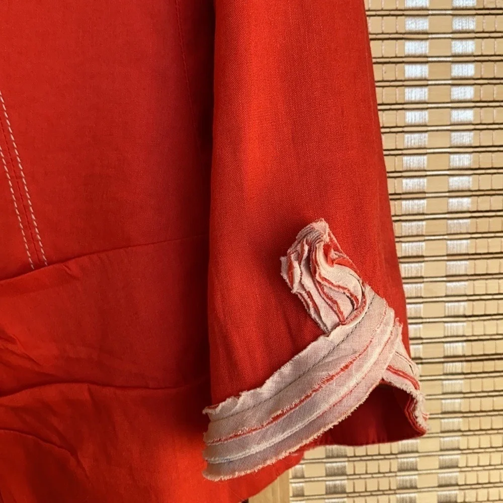 Tahari Red Blazer Jacket Womens Size Small Contrast‎ Stitching women size 12